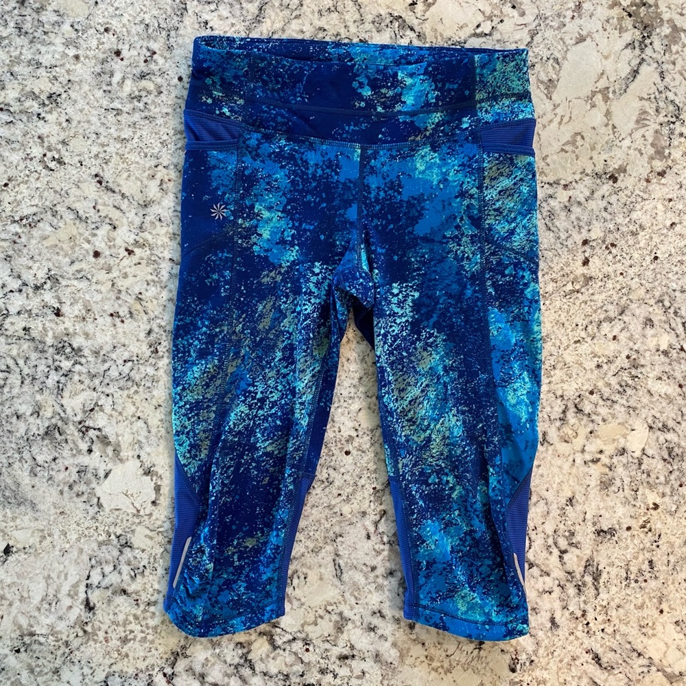 Athleta capri yoga pants size small